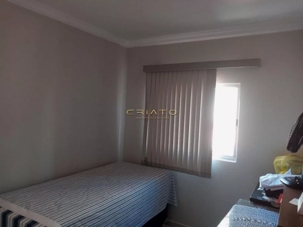 Apartamento à venda com 3 quartos, 67m² - Foto 4