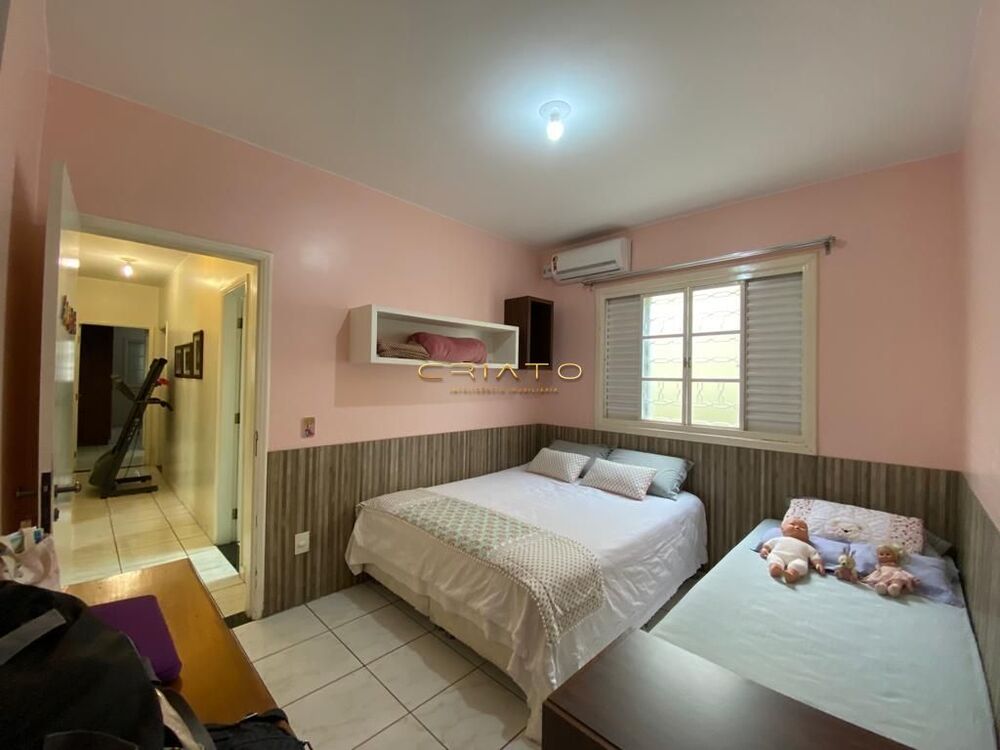 Sobrado, 4 quartos, 243 m² - Foto 5