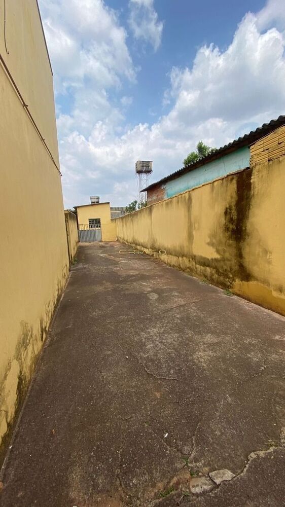 Casa, 2 quartos, 295 m² - Foto 3