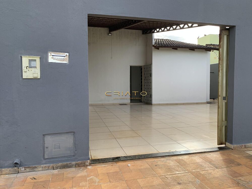 Casa à venda com 3 quartos, 200m² - Foto 3