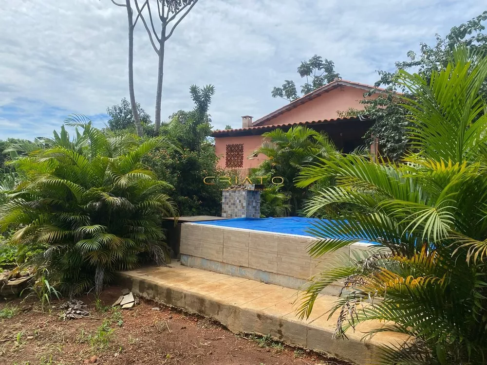 Fazenda à venda com 3 quartos, 3000m² - Foto 1