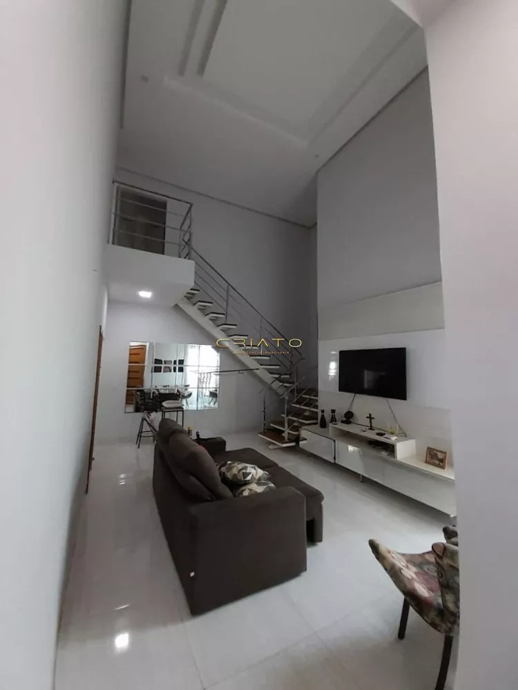 Sobrado à venda com 3 quartos, 243m² - Foto 3