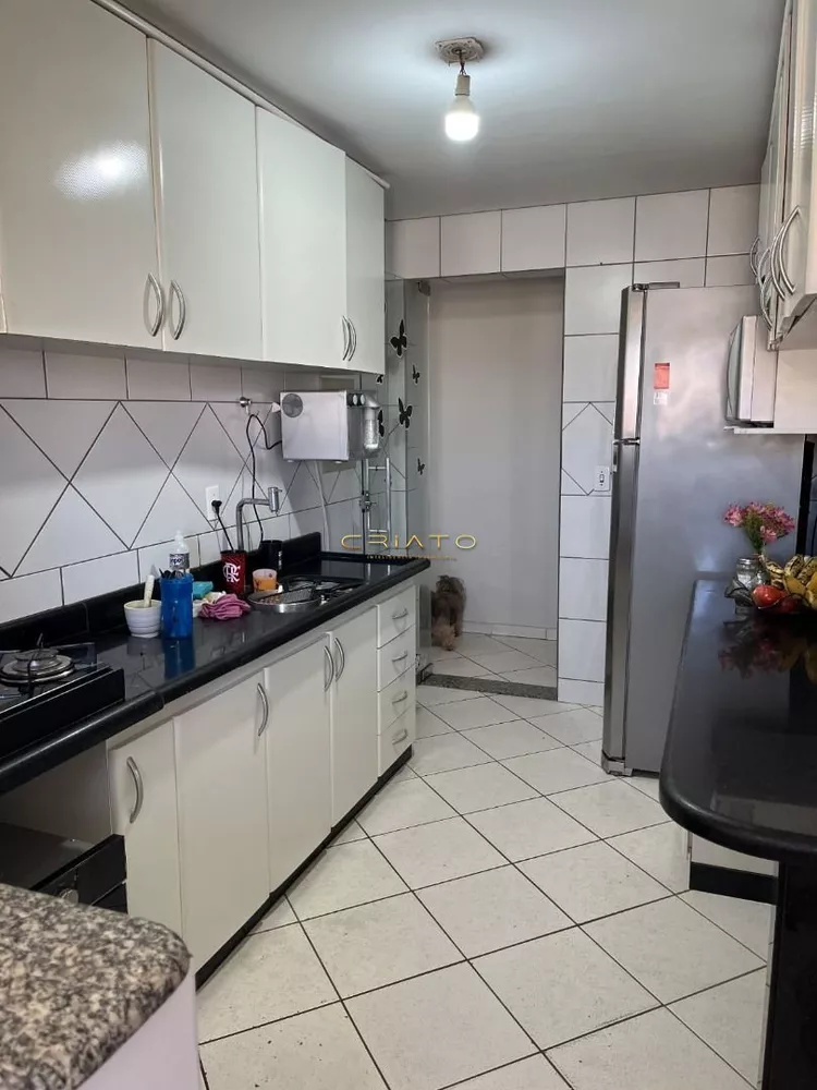 Apartamento à venda com 3 quartos, 70m² - Foto 8