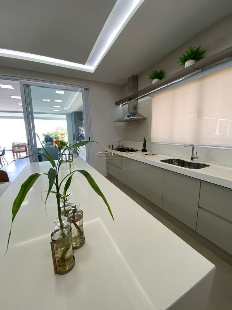 Casa à venda com 3 quartos, 291m² - Foto 8