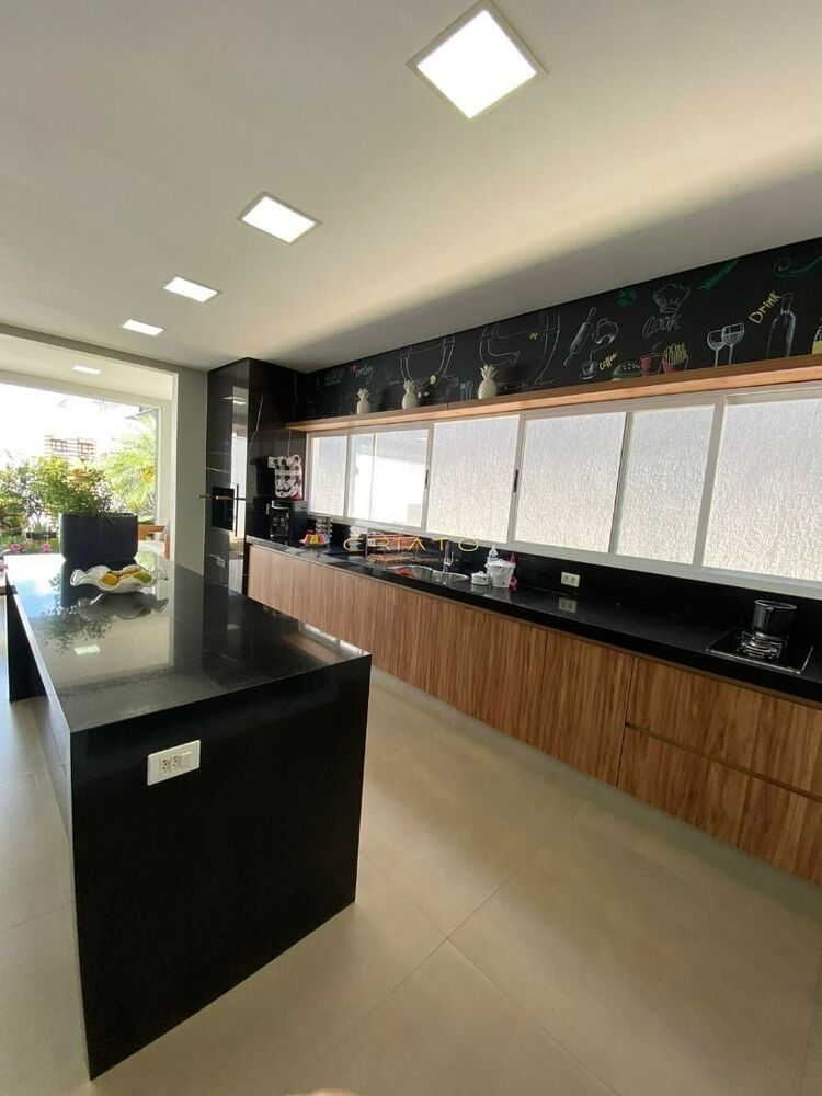 Casa à venda com 3 quartos, 291m² - Foto 11
