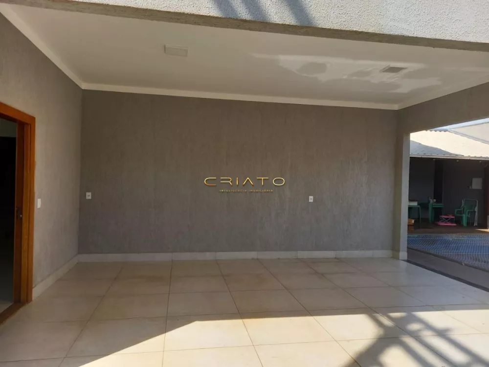 Sobrado à venda com 3 quartos, 240m² - Foto 2