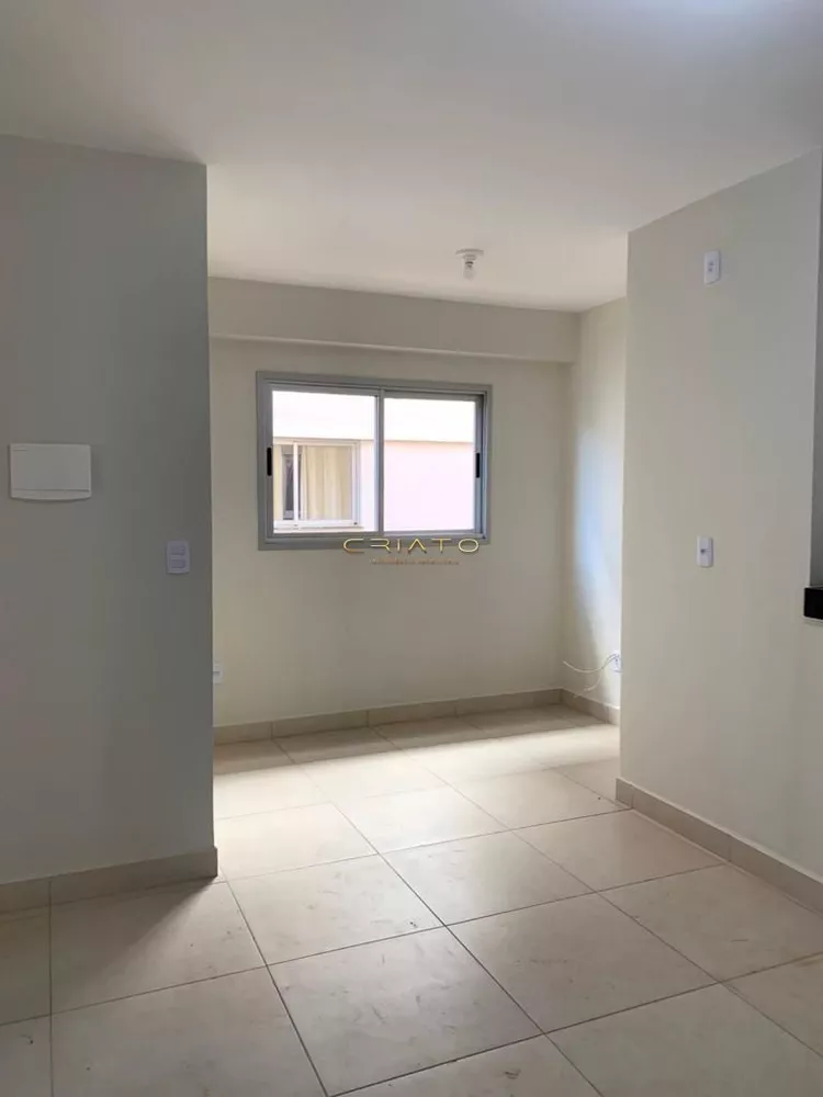 Sobrado à venda com 3 quartos, 240m² - Foto 4