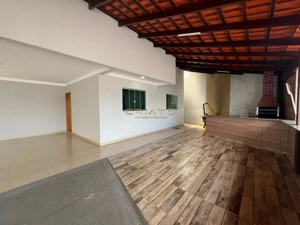 Casa à venda com 3 quartos, 125m² - Foto 2