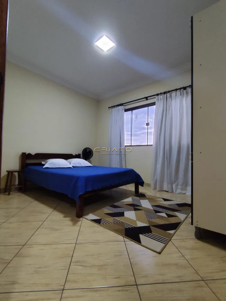 Sobrado, 3 quartos, 203 m² - Foto 3