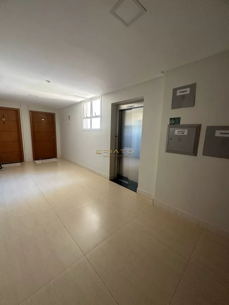 Apartamento à venda com 3 quartos, 84m² - Foto 2