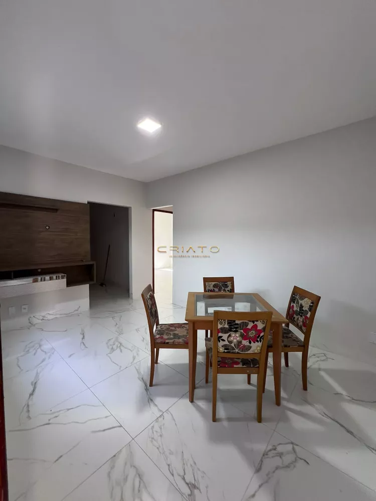 Casa à venda com 3 quartos, 100m² - Foto 4