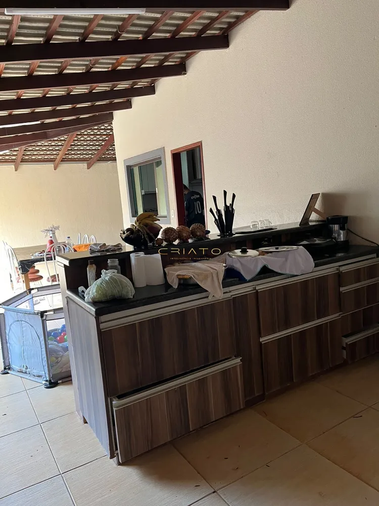 Casa, 3 quartos, 250 m² - Foto 12