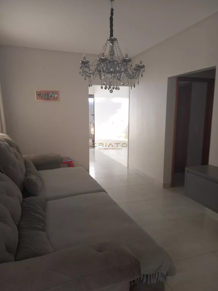 Casa à venda com 3 quartos, 130m² - Foto 4