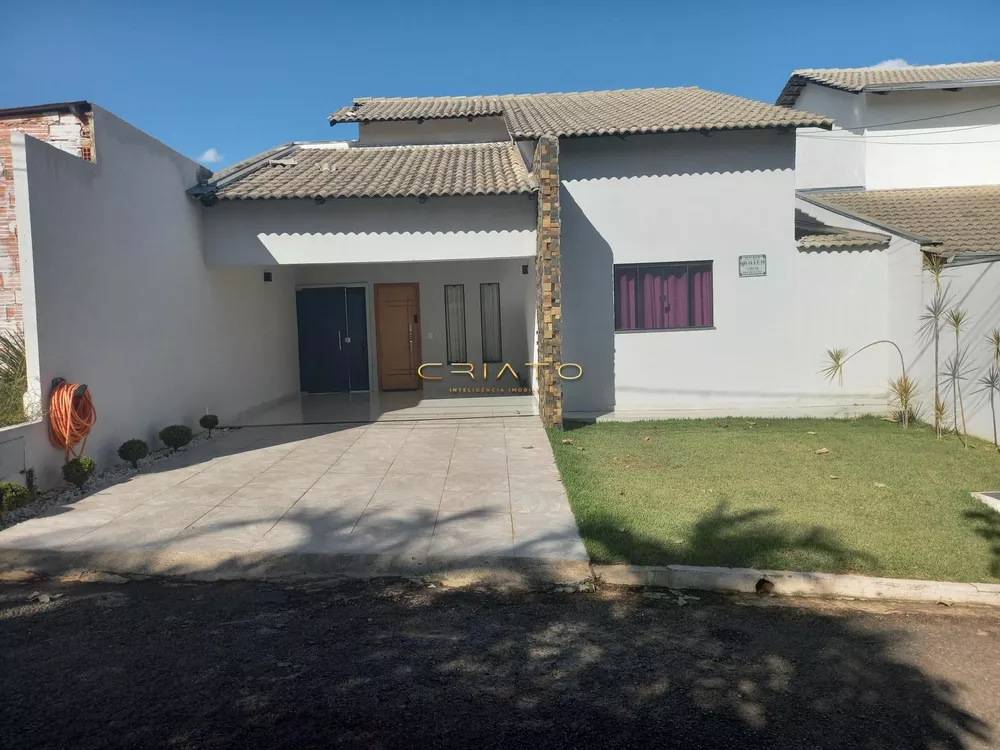 Casa à venda com 3 quartos, 130m² - Foto 1