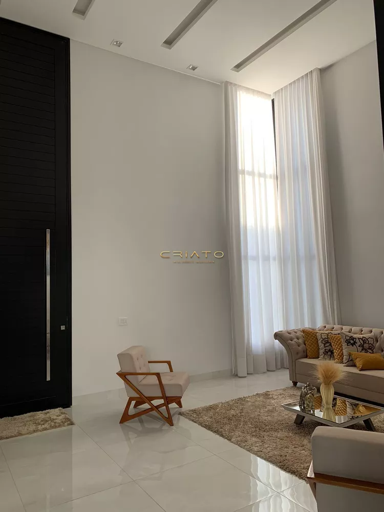 Casa à venda com 3 quartos, 217m² - Foto 3