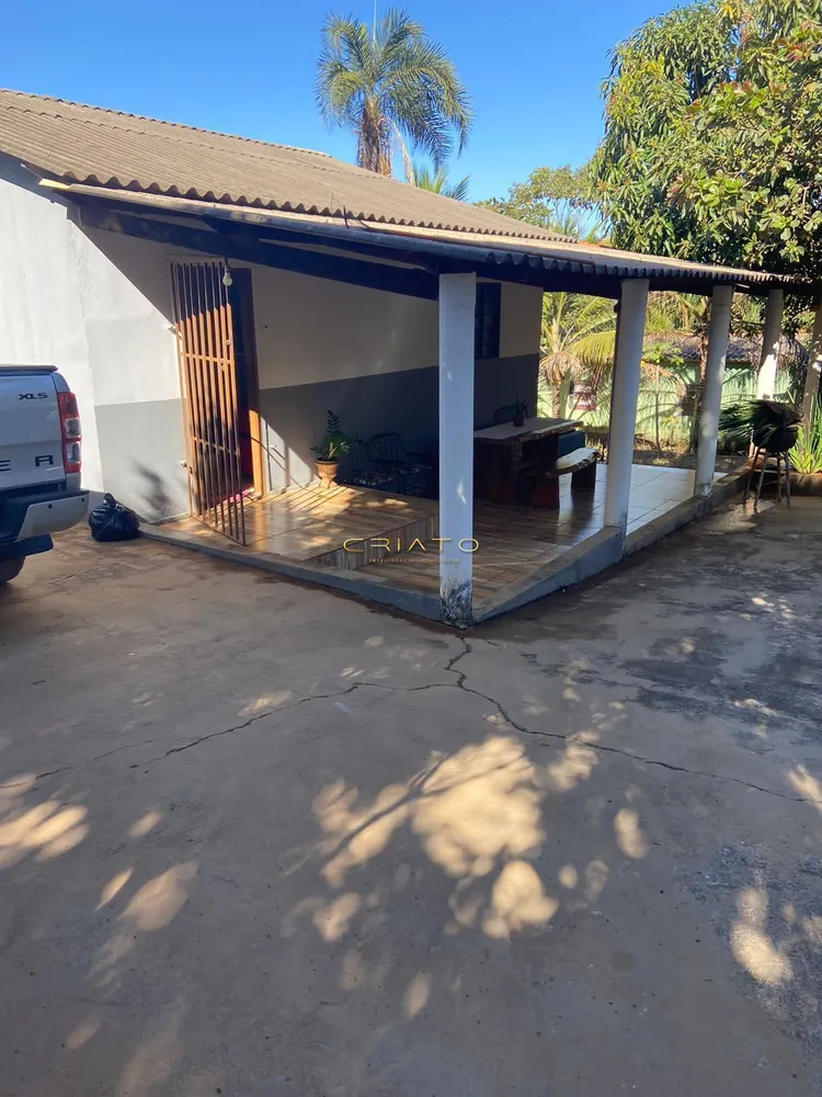 Chácara, 3 quartos, 635 m² - Foto 8