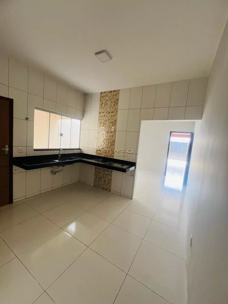 Casa à venda com 3 quartos, 105m² - Foto 3