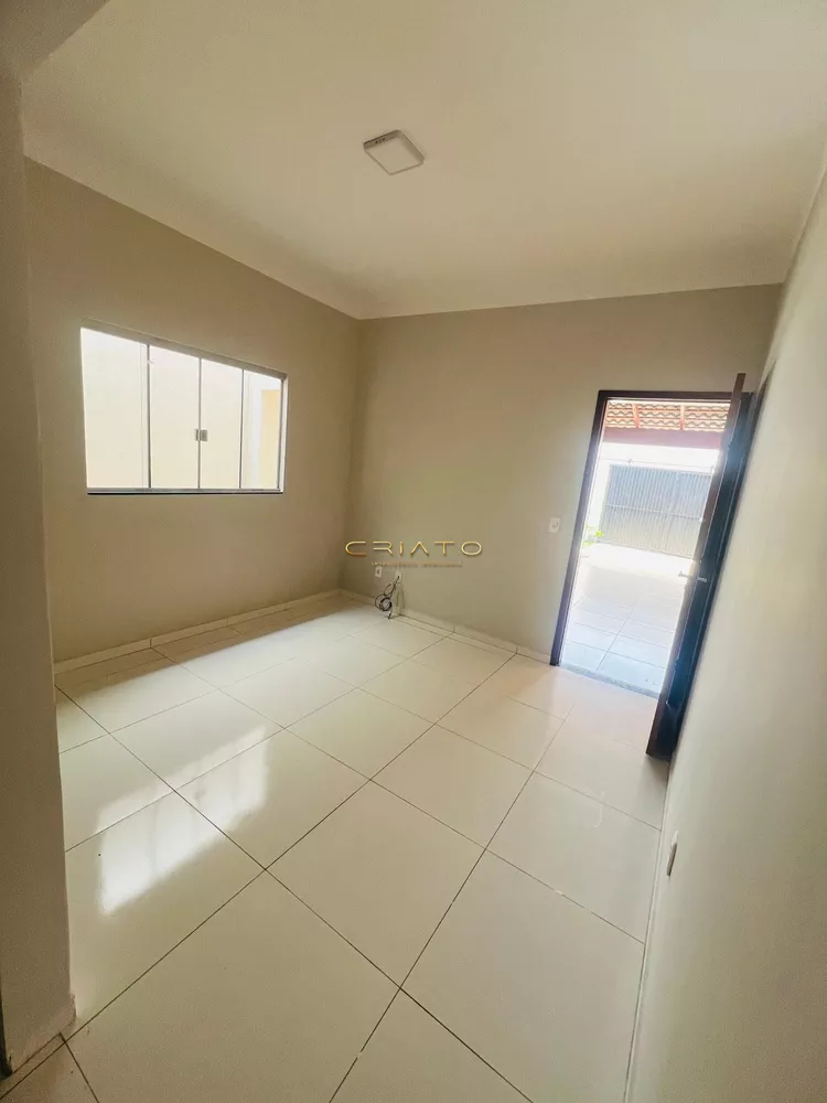 Casa à venda com 3 quartos, 105m² - Foto 4