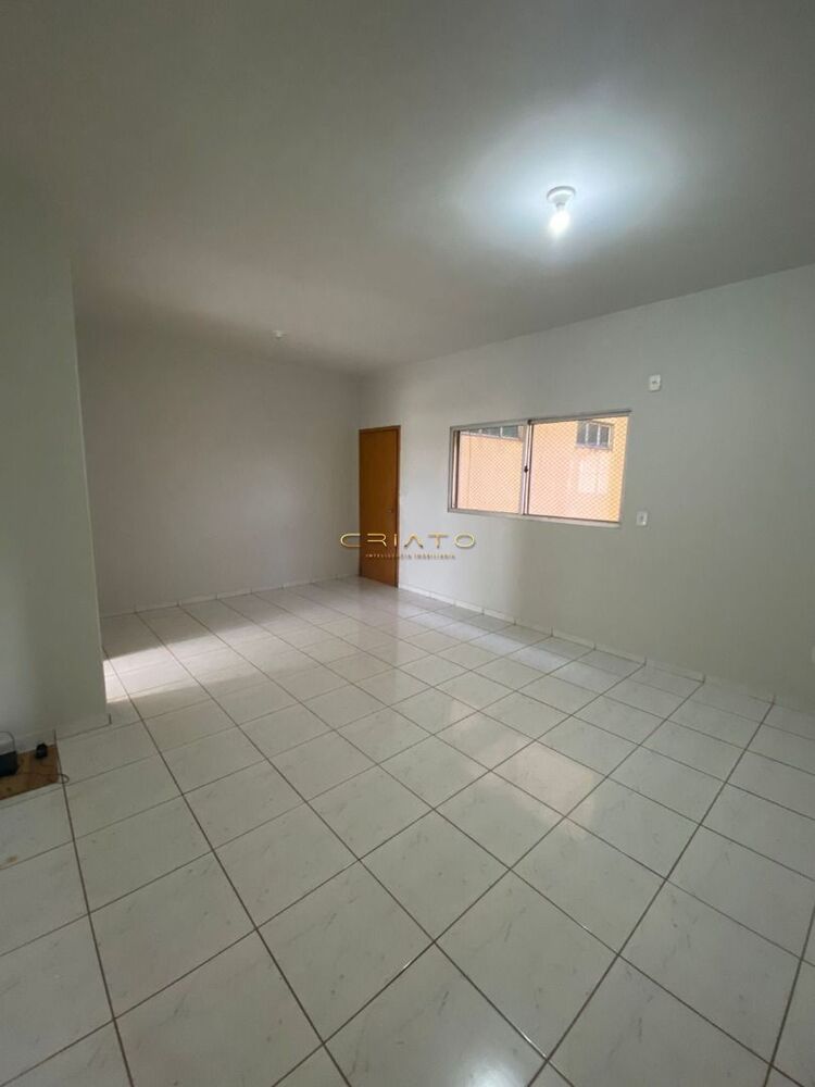Apartamento à venda com 3 quartos, 80m² - Foto 1