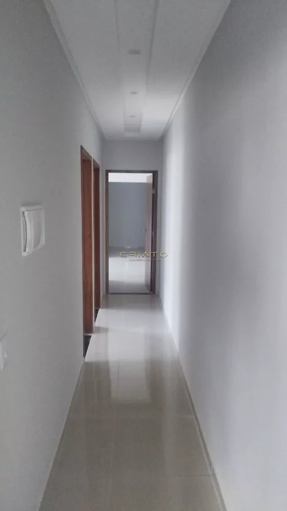 Casa à venda com 1 quarto, 105m² - Foto 1