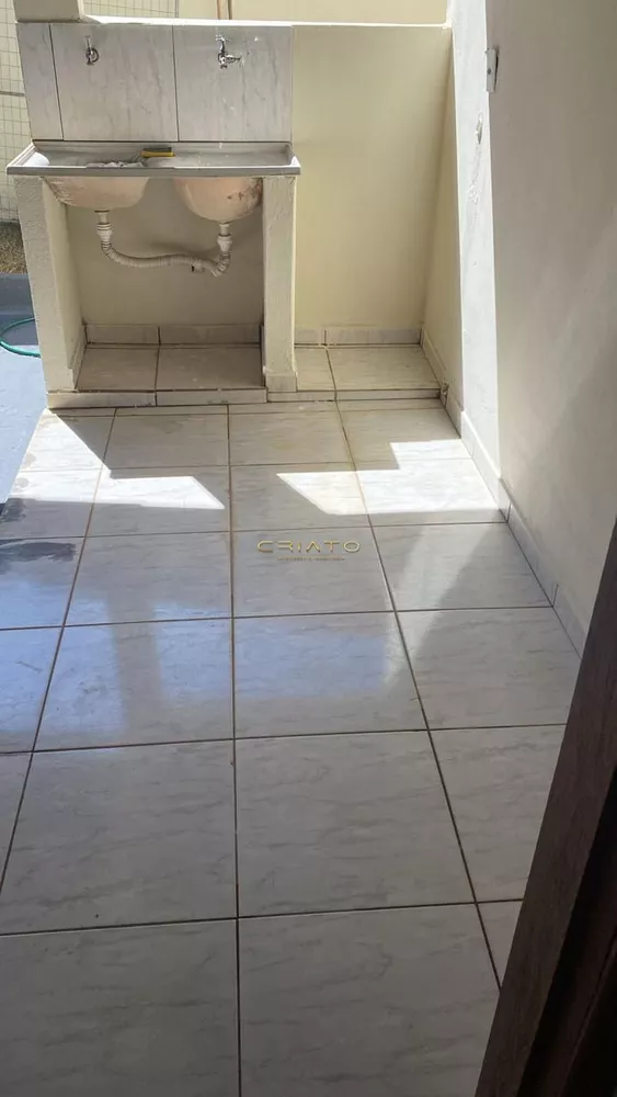 Casa à venda com 3 quartos, 110m² - Foto 13