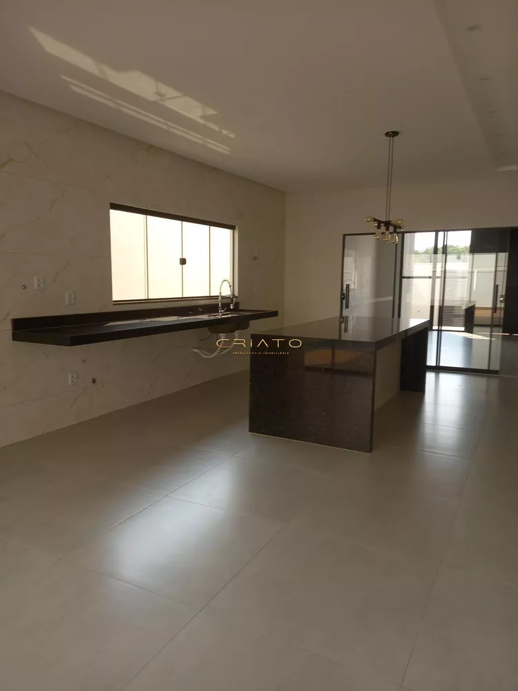 Casa à venda com 3 quartos, 180m² - Foto 6