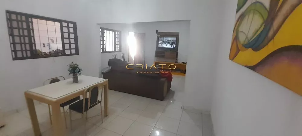 Casa à venda com 3 quartos, 110m² - Foto 4