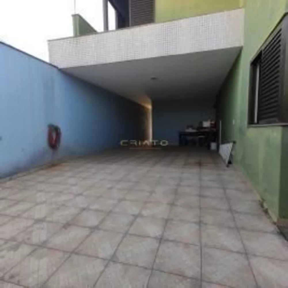 Sobrado, 4 quartos, 819 m² - Foto 1