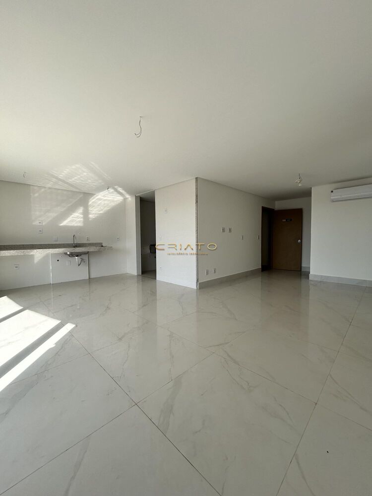 Apartamento à venda com 4 quartos, 124m² - Foto 2