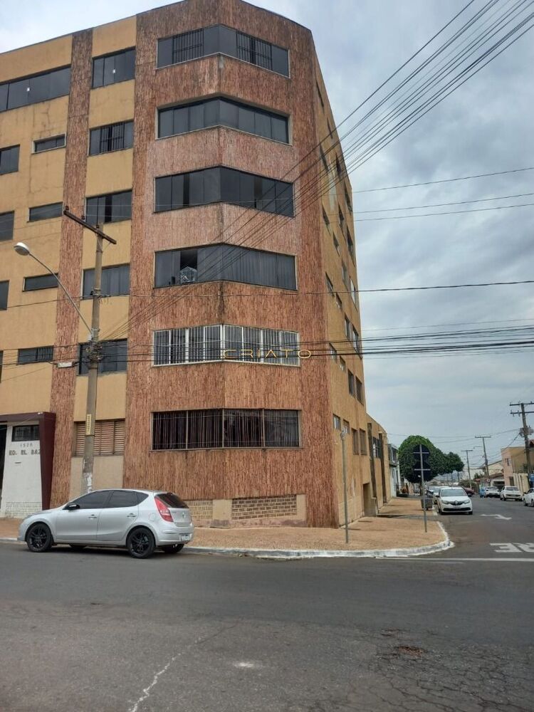 Apartamento à venda com 3 quartos, 274m² - Foto 9