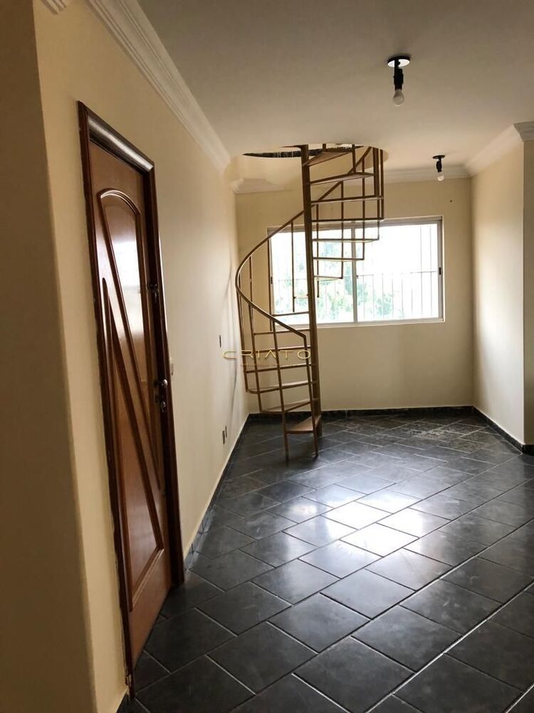 Apartamento à venda com 3 quartos, 274m² - Foto 2