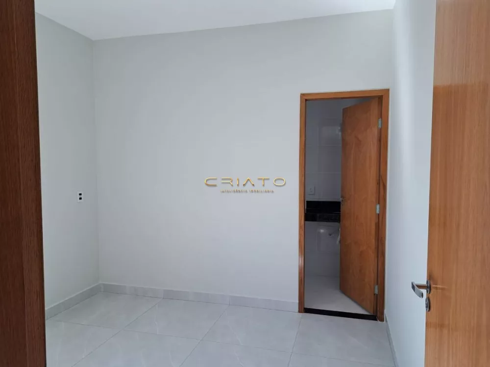 Casa à venda com 3 quartos, 98m² - Foto 3