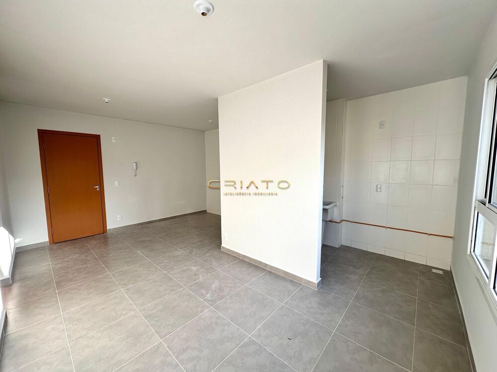Apartamento à venda com 2 quartos, 45m² - Foto 3