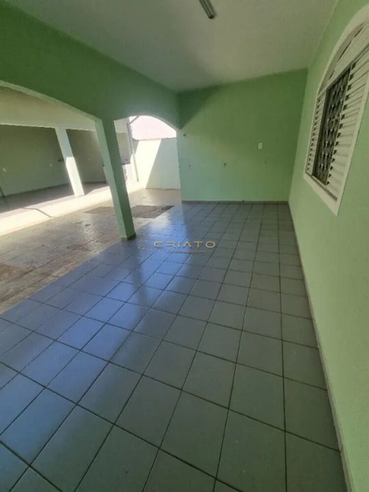 Casa à venda com 4 quartos, 279m² - Foto 15