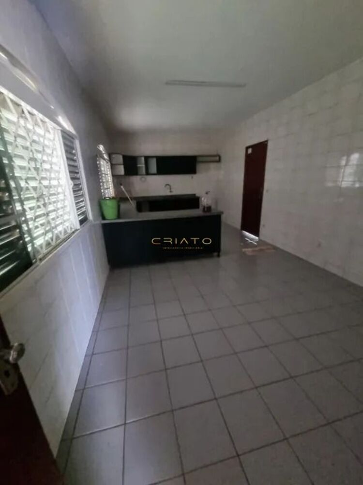 Casa à venda com 4 quartos, 279m² - Foto 14