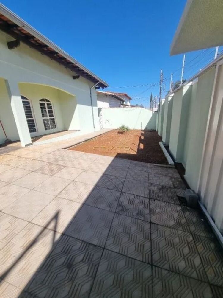 Casa à venda com 4 quartos, 279m² - Foto 3