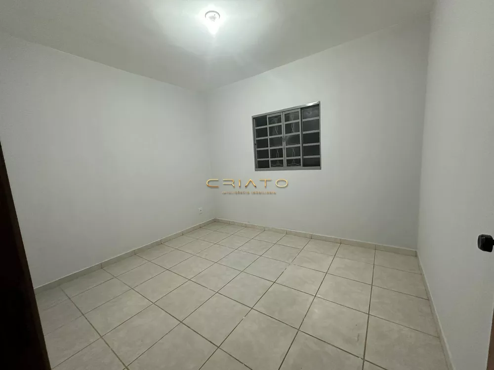 Casa à venda com 2 quartos, 100m² - Foto 10