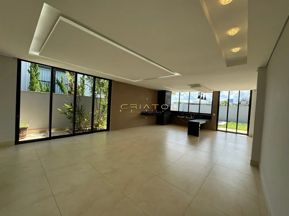 Casa, 3 quartos, 240 m² - Foto 3