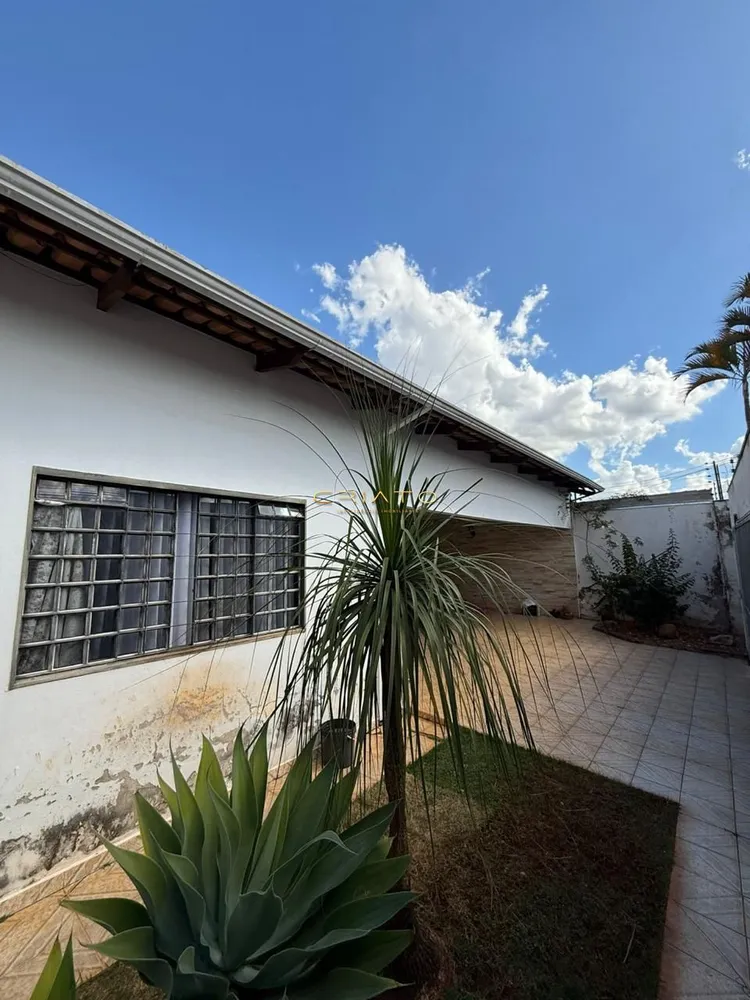 Casa, 4 quartos, 320 m² - Foto 2