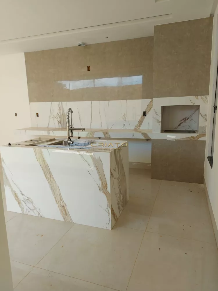 Sobrado à venda com 2 quartos, 200m² - Foto 6