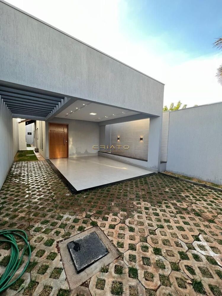 Casa à venda com 3 quartos, 120m² - Foto 1
