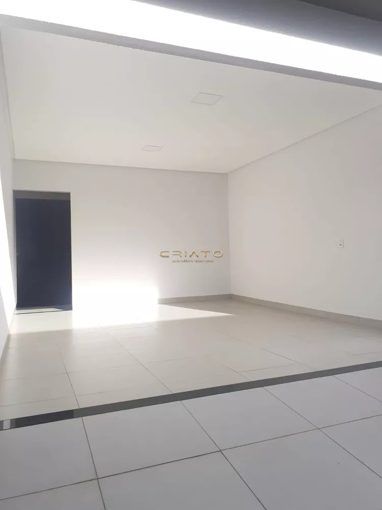 Casa à venda com 3 quartos, 97m² - Foto 3