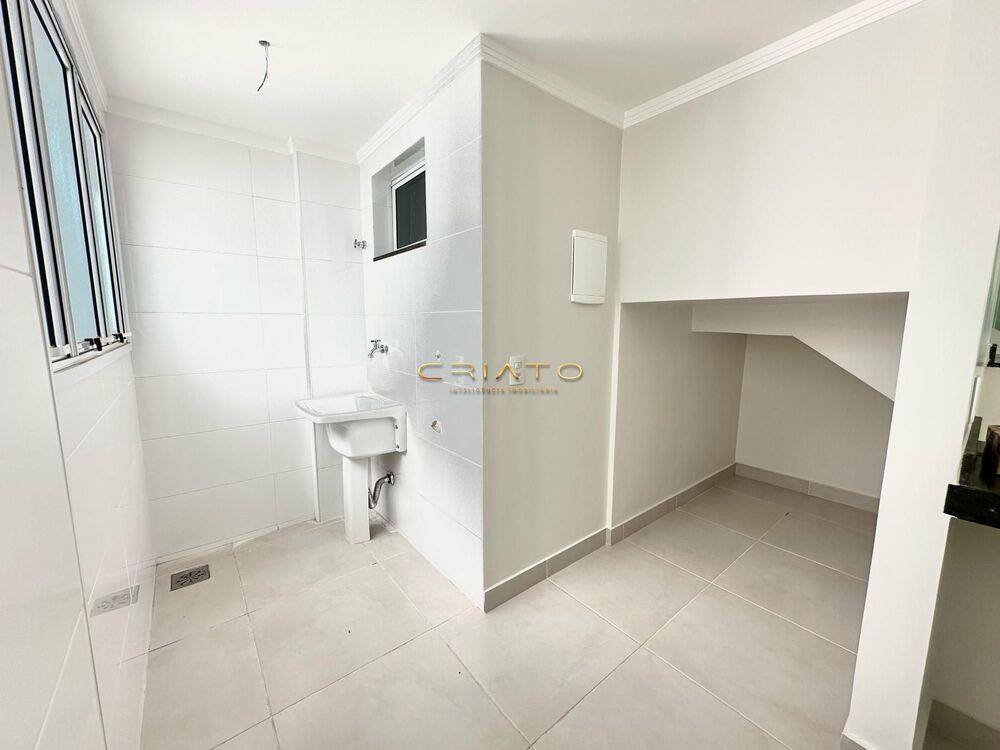 Apartamento à venda com 3 quartos, 185m² - Foto 8