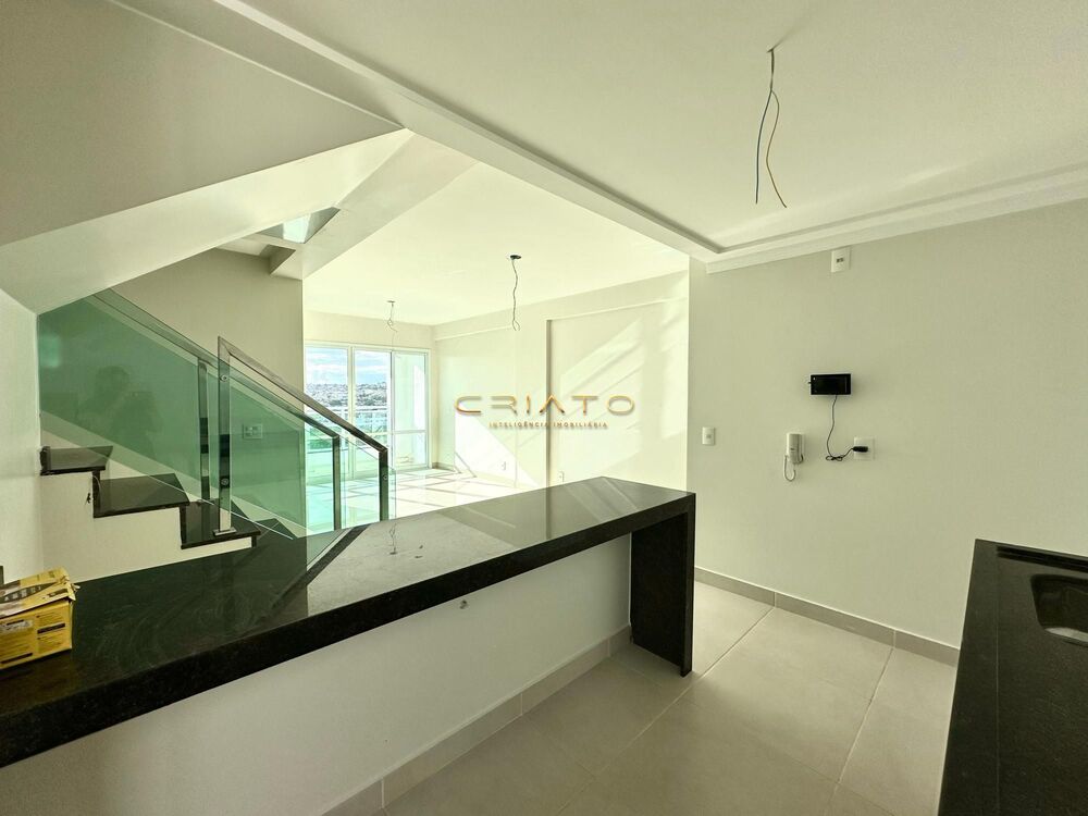 Apartamento à venda com 3 quartos, 185m² - Foto 5