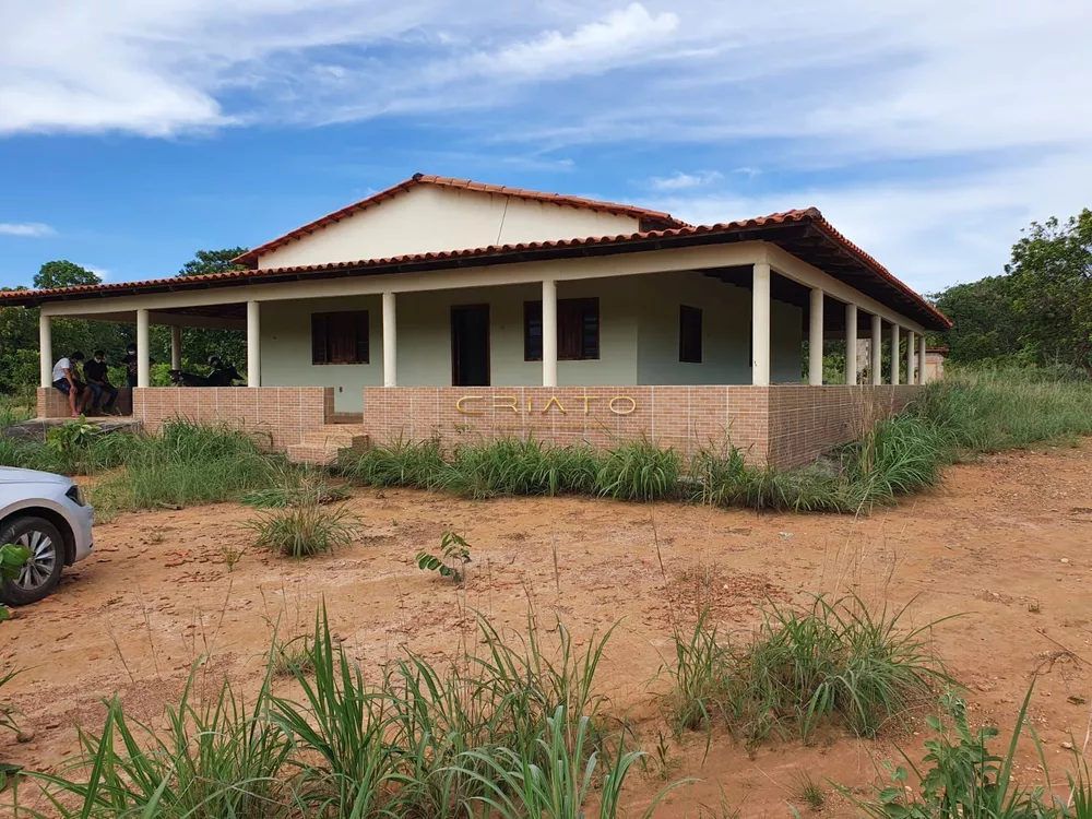 Fazenda à venda com 3 quartos, 120m² - Foto 1