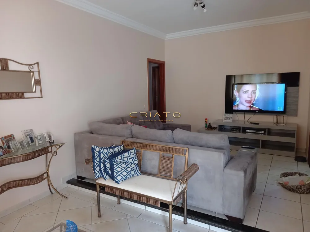 Casa, 4 quartos, 180 m² - Foto 4