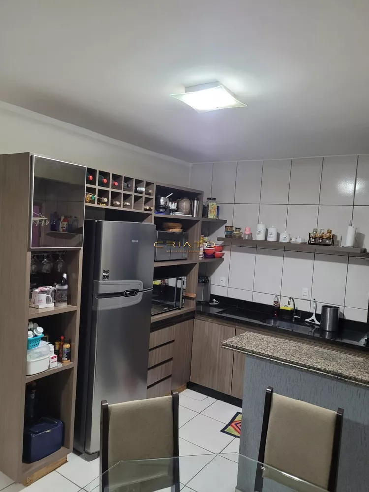 Apartamento à venda com 2 quartos, 58m² - Foto 1