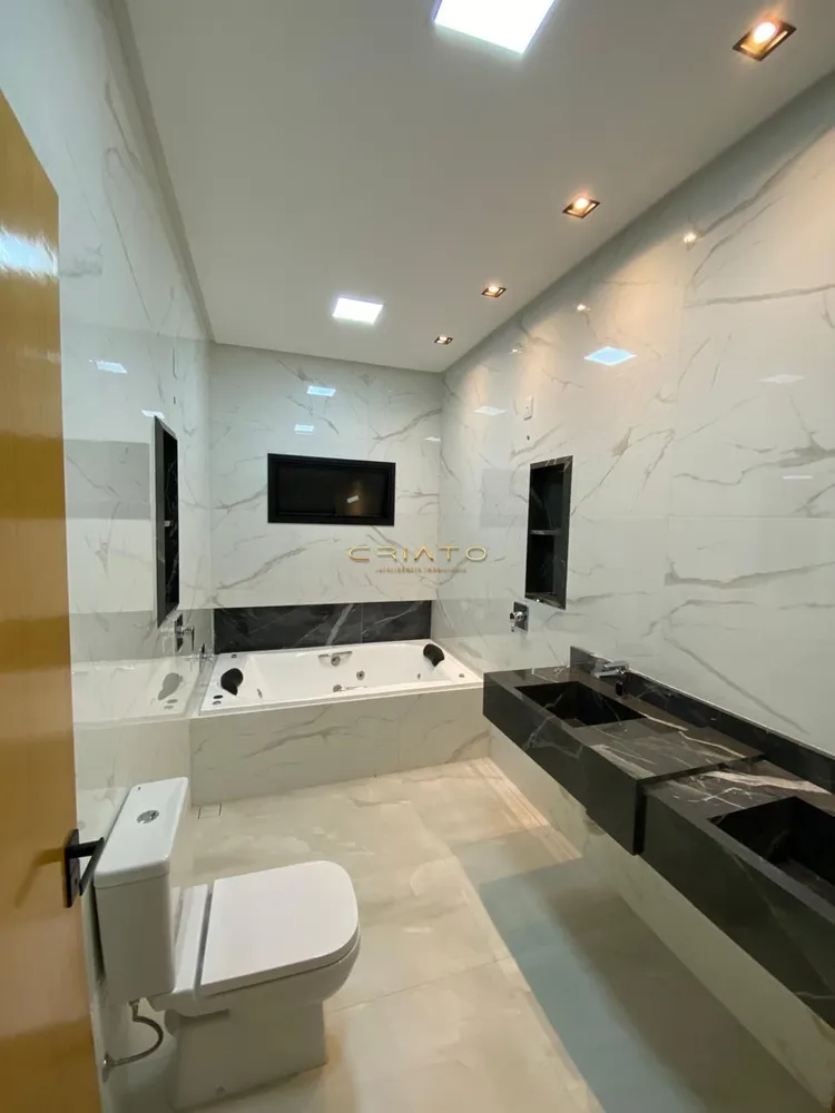 Casa, 3 quartos, 205 m² - Foto 2
