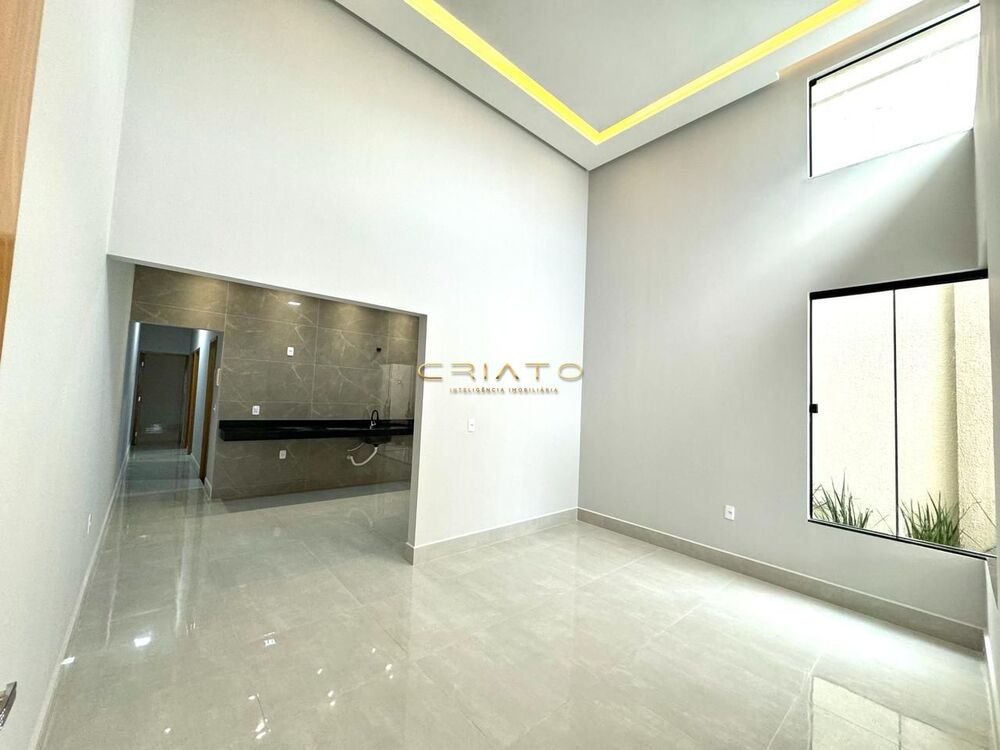 Casa à venda com 3 quartos, 150m² - Foto 1