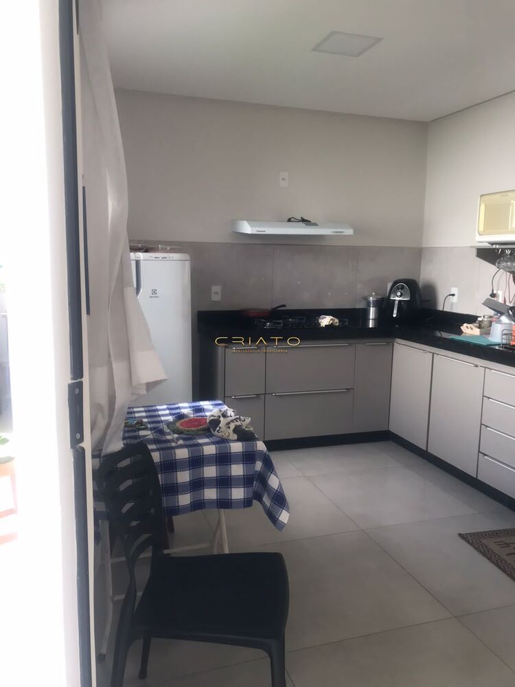 Casa, 3 quartos, 220 m² - Foto 9